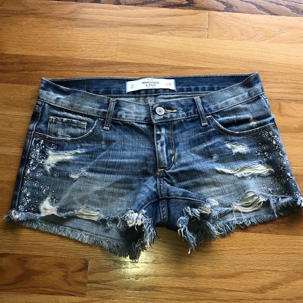 Abercrombie light wash shorts